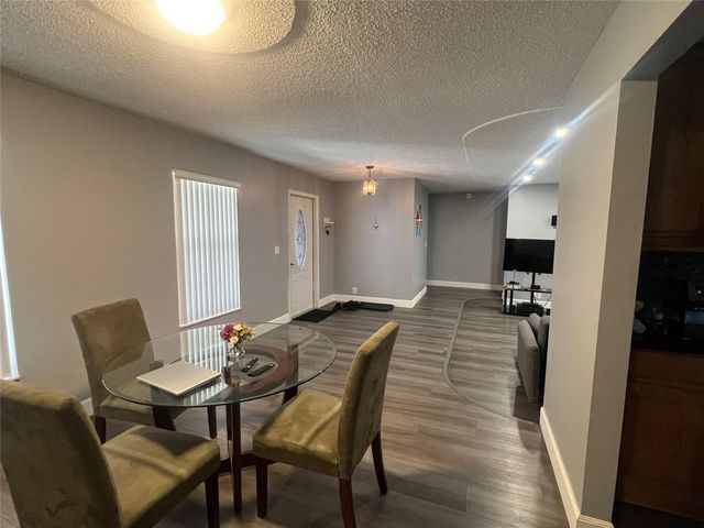 7975 NW 8TH Street, Margate, FL 33063