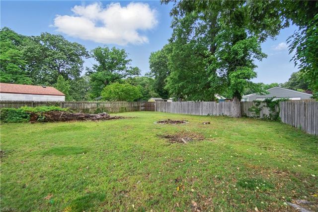 5332 Beamon RD, Norfolk, VA 23513