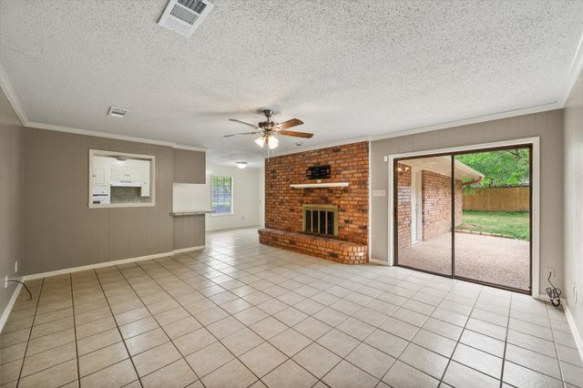 628 Madison Drive, Corsicana, TX 75110