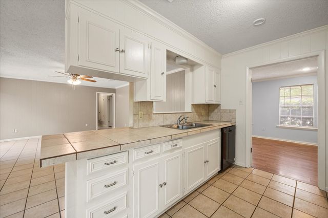 628 Madison Drive, Corsicana, TX 75110