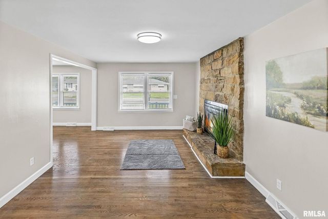 510 Westhaven Drive, Centralia, IL 62801