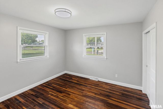 510 Westhaven Drive, Centralia, IL 62801