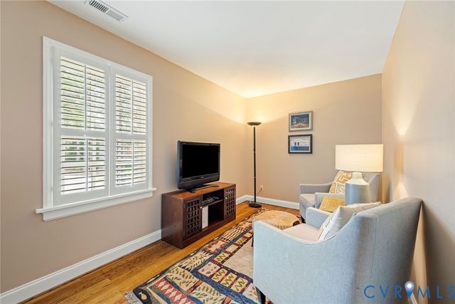 318 Lakewood Dr, Henrico, VA 23229