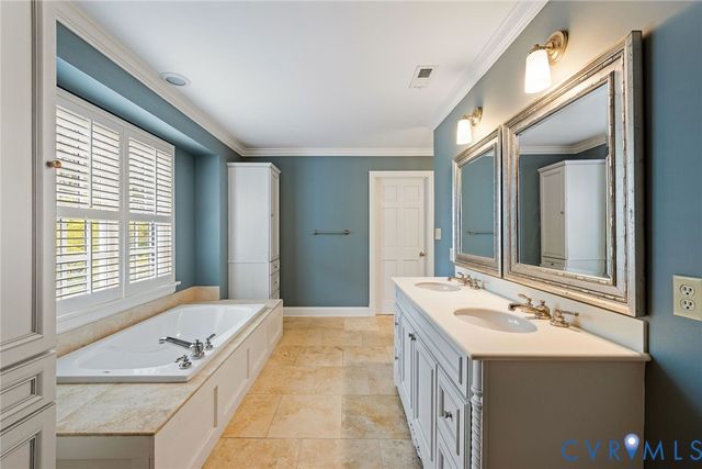 318 Lakewood Dr, Henrico, VA 23229