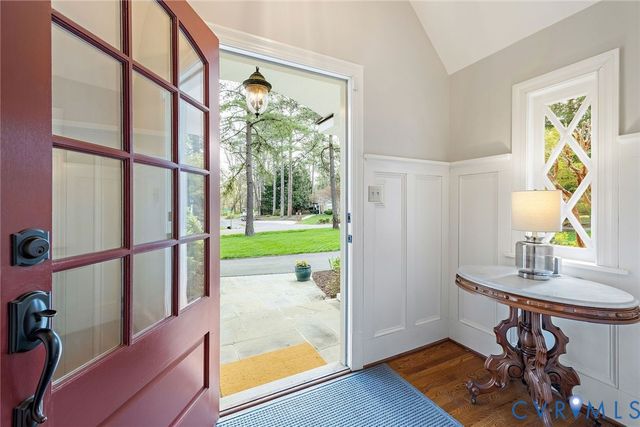 318 Lakewood Dr, Henrico, VA 23229