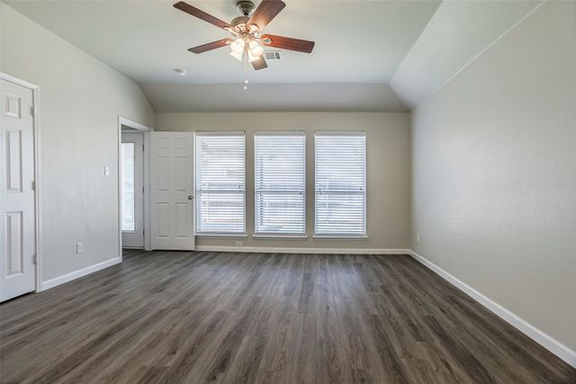 1521 Wickham Drive, Burleson, TX 76028