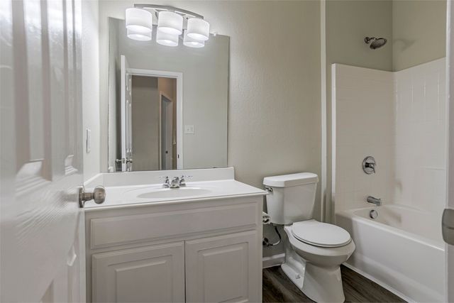 1521 Wickham Drive, Burleson, TX 76028