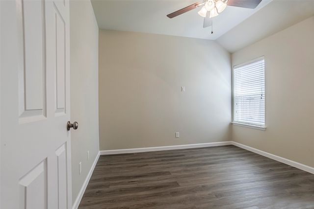 1521 Wickham Drive, Burleson, TX 76028