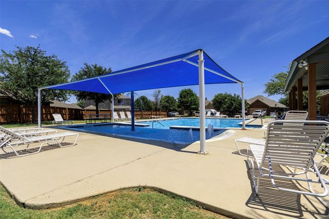 1521 Wickham Drive, Burleson, TX 76028