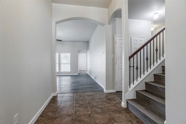 1521 Wickham Drive, Burleson, TX 76028