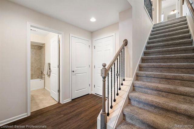 47749 Alden Terrace N, Northville, MI 48168