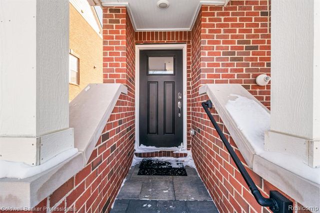 47749 Alden Terrace N, Northville, MI 48168