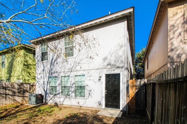 4935 N Cancun Drive, Houston, TX 77045