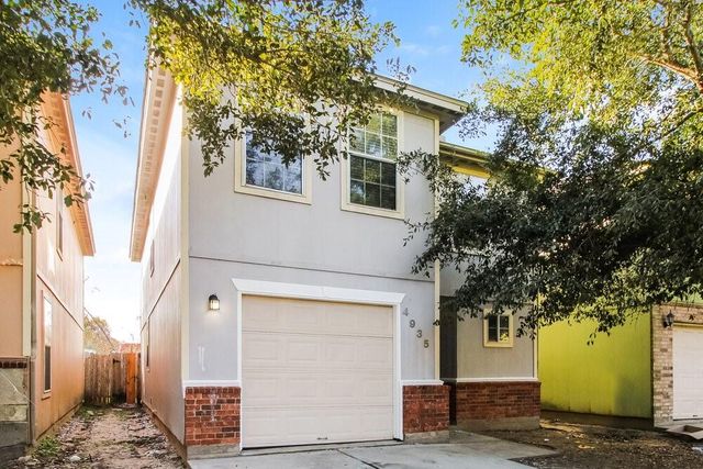4935 N Cancun Drive, Houston, TX 77045