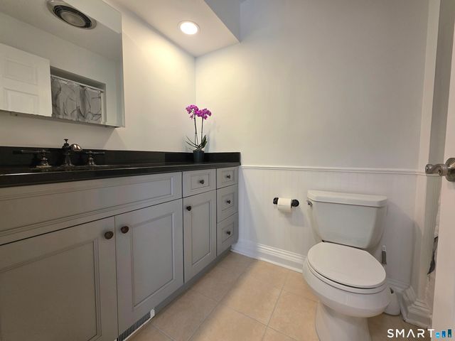 643 Heritage Village A, Southbury, CT 06488