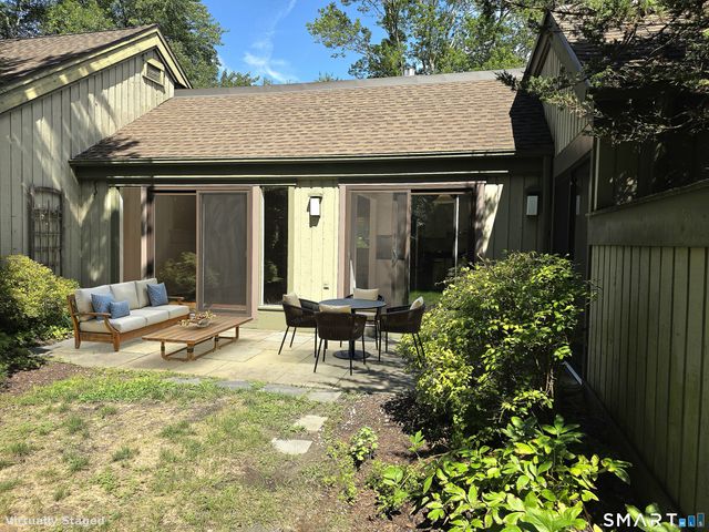 643 Heritage Village A, Southbury, CT 06488