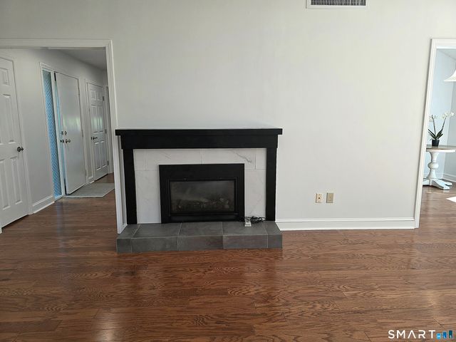 643 Heritage Village A, Southbury, CT 06488
