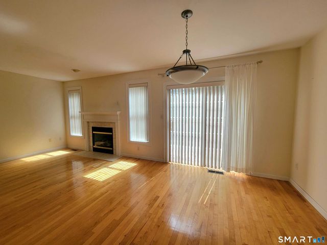 157 Leeder Hill Drive 705, Hamden, CT 06517