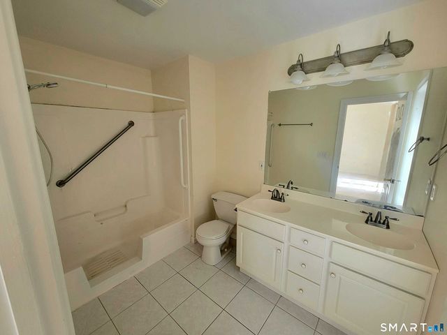 157 Leeder Hill Drive 705, Hamden, CT 06517