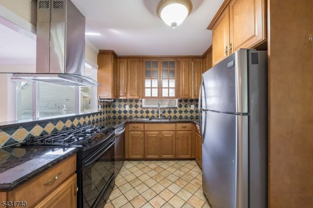 15 Alyson Pl, Bloomfield Twp., NJ 07003
