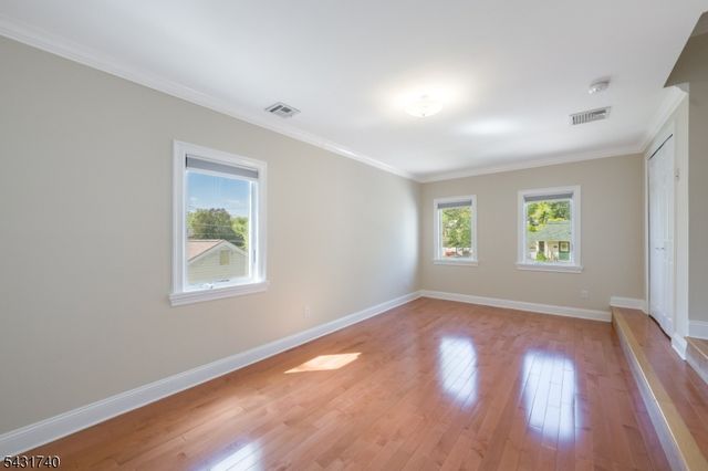 15 Alyson Pl, Bloomfield Twp., NJ 07003