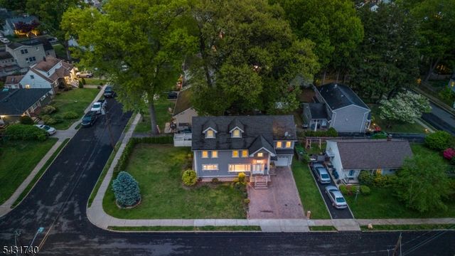 15 Alyson Pl, Bloomfield Twp., NJ 07003
