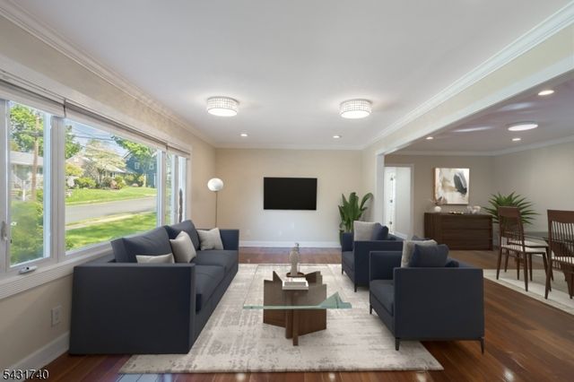 15 Alyson Pl, Bloomfield Twp., NJ 07003