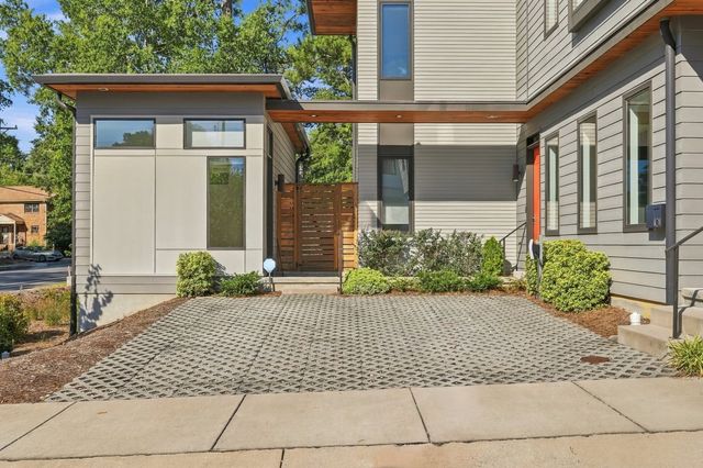 101 Inara Court, Carrboro, NC 27510