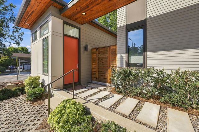 101 Inara Court, Carrboro, NC 27510