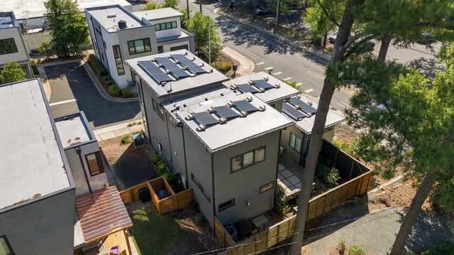 101 Inara Court, Carrboro, NC 27510