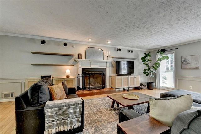 788 Flowers Crossing, Lawrenceville, GA 30044