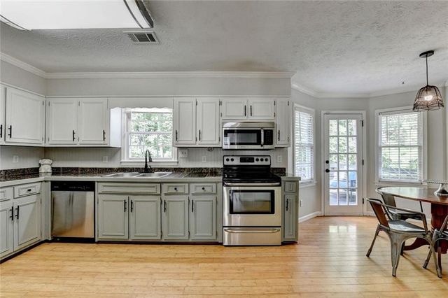788 Flowers Crossing, Lawrenceville, GA 30044