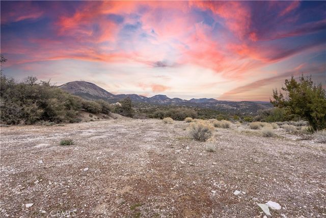 0 Umfalozi Road, Tehachapi, CA 93561