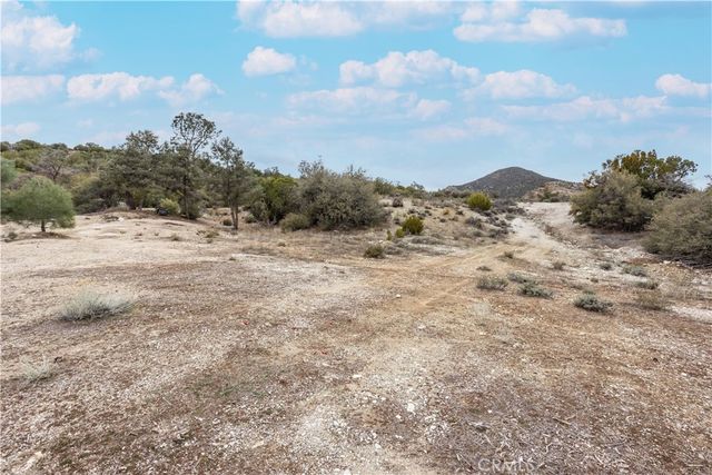 0 Umfalozi Road, Tehachapi, CA 93561