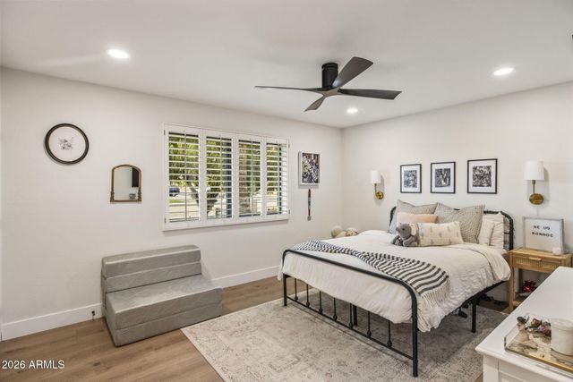 801 W GLENEAGLES Drive, Phoenix, AZ 85023