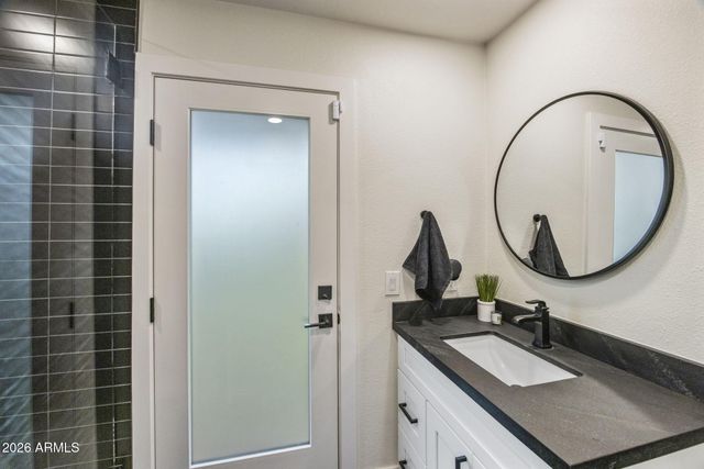 801 W GLENEAGLES Drive, Phoenix, AZ 85023