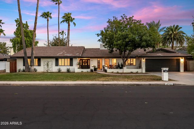801 W GLENEAGLES Drive, Phoenix, AZ 85023