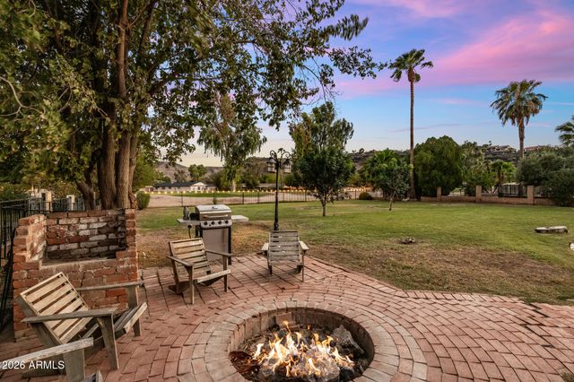 801 W GLENEAGLES Drive, Phoenix, AZ 85023