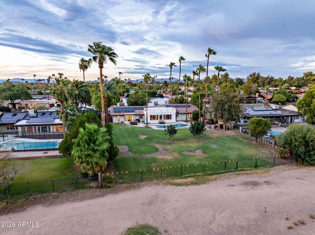 801 W GLENEAGLES Drive, Phoenix, AZ 85023