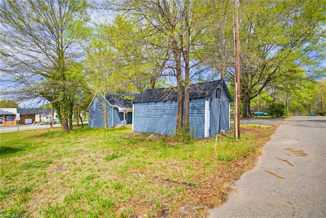 804 Ridge Street, Madison, NC 27025