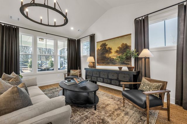 2608 Butlers Green Circle 11, Chattanooga, TN 37421