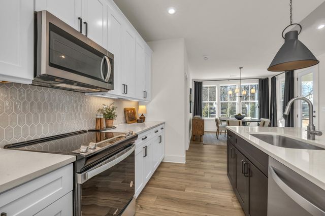 2608 Butlers Green Circle 11, Chattanooga, TN 37421