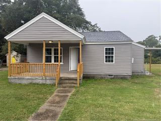 128 Johnson Street, Red Springs, NC 28377