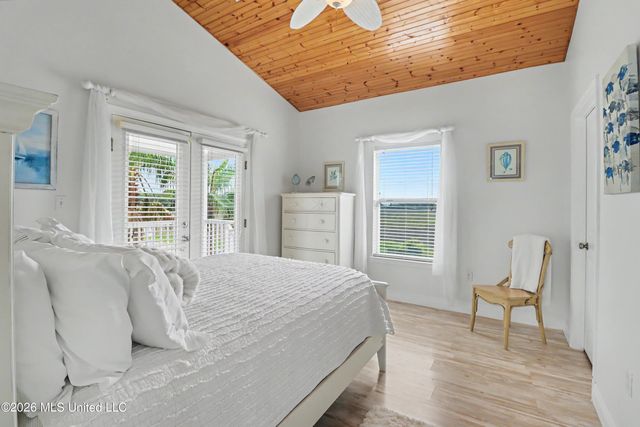 10157 S River Drive, Biloxi, MS 39532