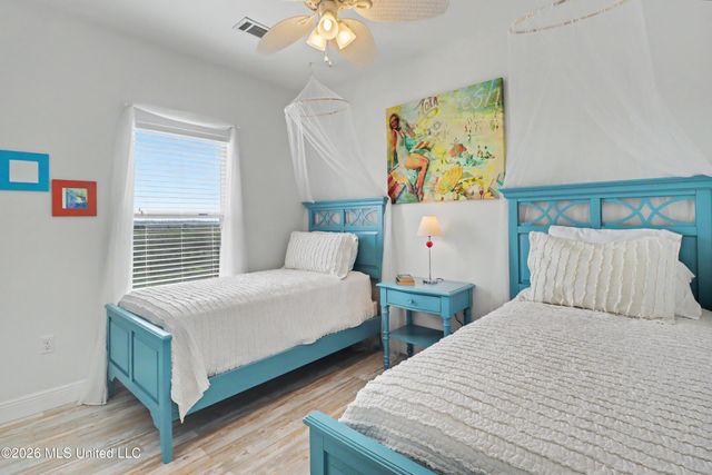 10157 S River Drive, Biloxi, MS 39532
