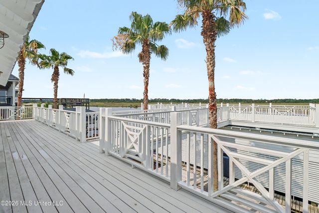 10157 S River Drive, Biloxi, MS 39532