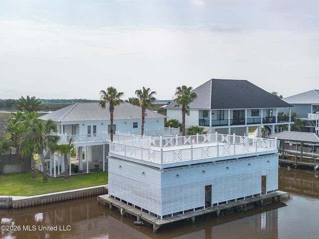 10157 S River Drive, Biloxi, MS 39532