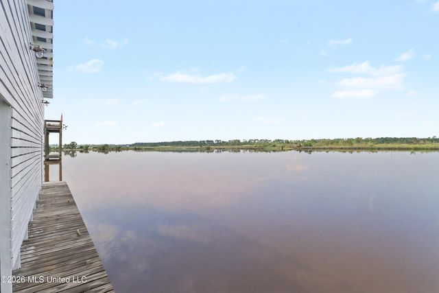 10157 S River Drive, Biloxi, MS 39532