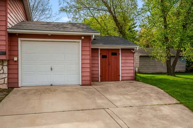 1126 COLUMBIA Avenue, Belvidere, IL 61008