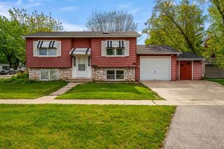 1126 COLUMBIA Avenue, Belvidere, IL 61008